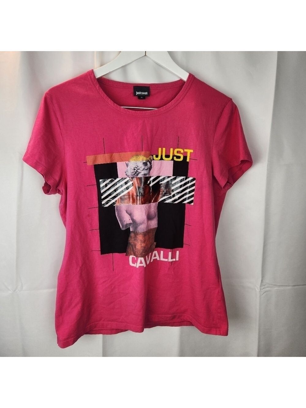 Just Cavalli pink graphics tshirt XL in VGUC